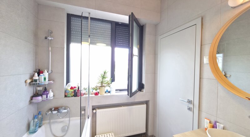 Cismigiu, Berthelot, 3 camere, 99 mp, renovat integral, ocazie